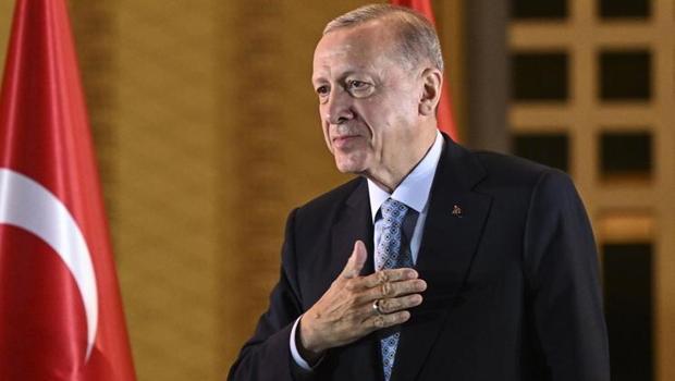 Cumhurbaşkanı Erdoğan'dan 'İstiklal Marşı' mesajı: Bir ulusun yeniden doğuş mücadelesinin sembolü