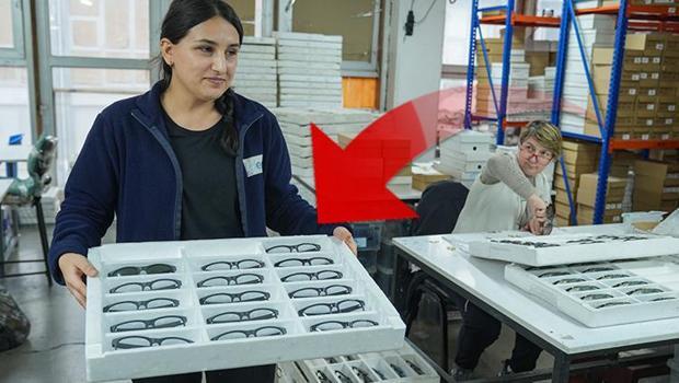 Denizlerden toplayıp güneş gözlüğüne dönüştürüyorlar