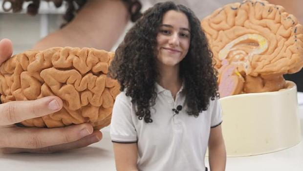 Liseli Ceren'in beyinle ilgili projesine TÜBİTAK'tan ödül! 'Amacım insanlığa fayda sağlamak'