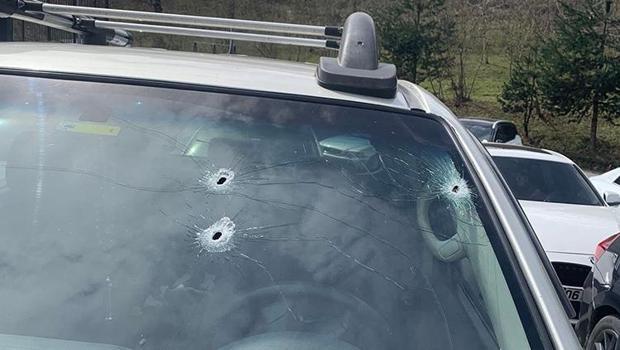 Muhtara silahlı saldırı: Otomobiline ateş açtılar