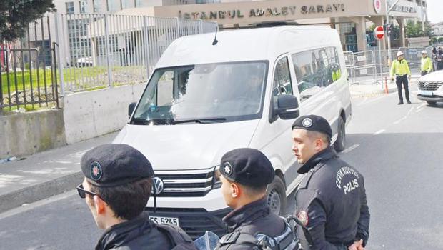 ‘Terör’ ifadesi: Etrafımızda terörle ilgili kimse yok... ‘Yolsuzluk’ ifadesi: Fotoğraf gösterilip soruldu