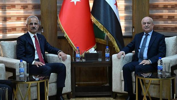 Bakan Uraloğlu, Suriyeli mevkidaşıyla bir araya geldi