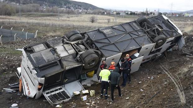 Bakan Yerlikaya açıkladı... Trafik kazalarında 4 günde 34 can kaybı