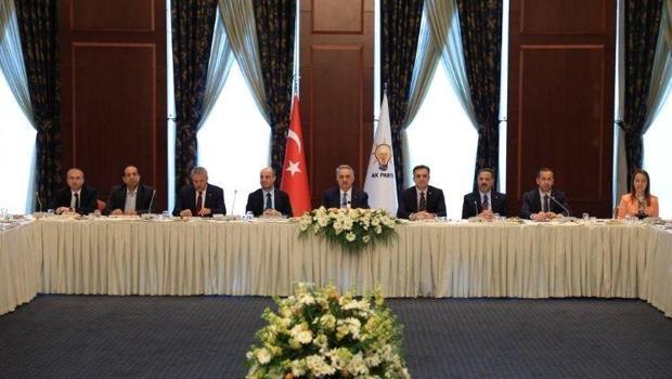 AK Parti'den "Yeni Anayasa Çalıştayı" açıklaması
