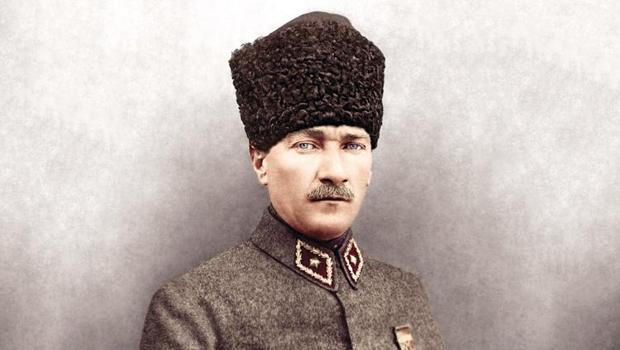 Düşman telgrafını okuyan Atatürk’ün Çanakkale emirleri