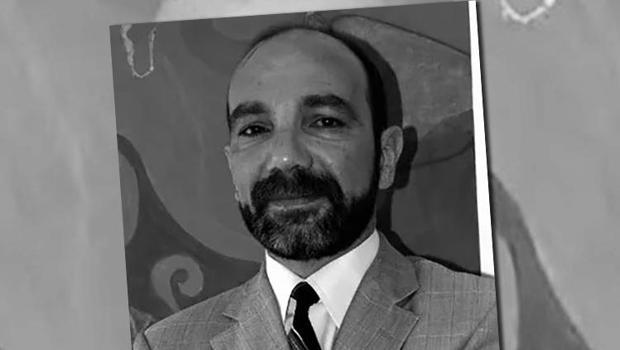 Kadıköy'deki yangında yazar Süha Oğuzertem hayatını kaybetti