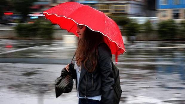 SON DAKİKA: Meteoroloji'den hafta sonu plan yapacaklara önemli uyarı! Kuvvetli rüzgar ve sağanak yağış geliyor.. 23 kentte hava durumu için 'sarı alarm'