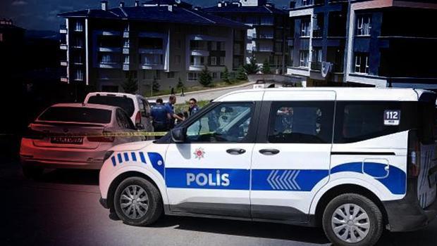 Asistan doktor evinde ölü bulundu