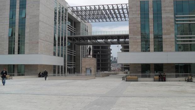Kız çocuğuna cinsel saldırıda bulunan okul görevlisi tutuklandı