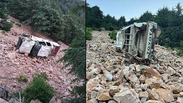 Pikap uçuruma devrildi: 3 kişi öldü, 1 çocuk yaralandı