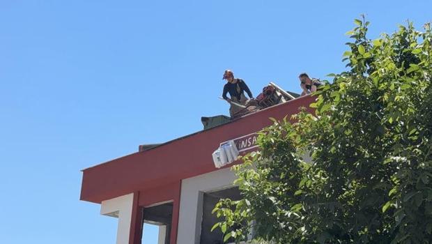 Yük çekerken elektrik akımına kapıldı! İstanbul'da feci olay