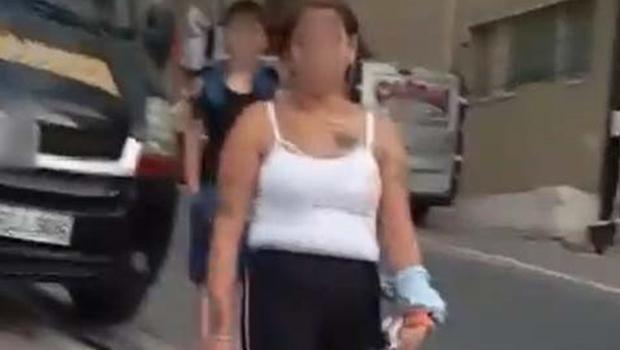 Bekçilerle tartışan kadınlar ortalığı birbirine kattı