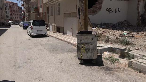 Elazığ'da korkunç olay! Doğurup çöp konteynerine attığı bebeği esnaf fark etti