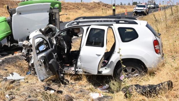 Feci kazada otomobil sürücüsü yaşamını yitirdi
