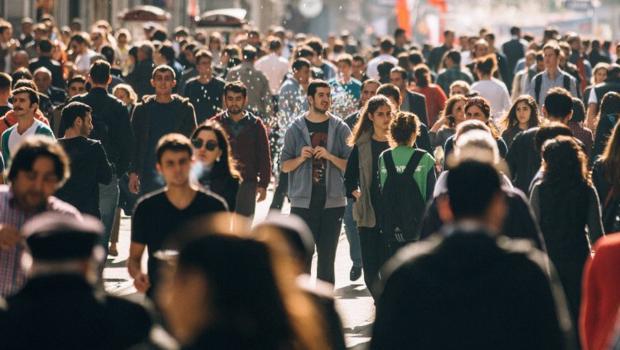 TÜİK açıkladı | Türkiye'deki yaşam süresi belli oldu... Kadın ile erkekler arasında bakın kaç yıl var