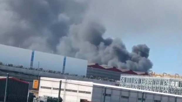 İzmir'de fabrikada çıkan yangın söndürüldü