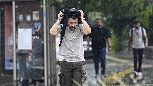 Meteoroloji gün gün paylaştı: Yağışlı bir hafta geçecek | İşte sağanak beklenen iller