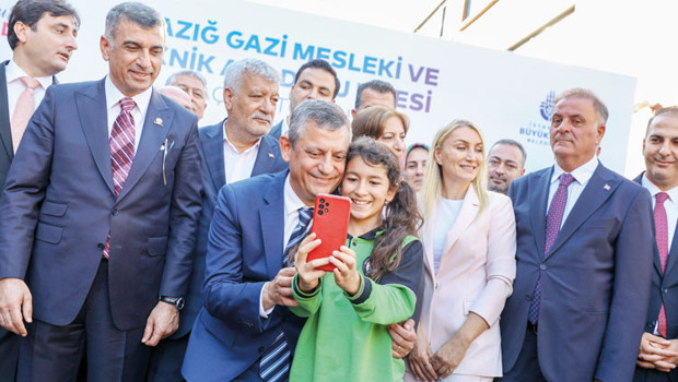 Özel: Partimizden atılmış insanları pazartesi o binaya sokmayız