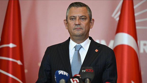 Özel’den ‘Komisyon’ eleştirisi: Zamana yayılmasın