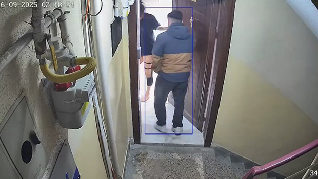 Sipariş götürdüğü kadının evine girmeye çalışmıştı... Kurye, adli kontrolle serbest bırakıldı