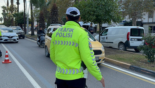 Baba ceza yedi, avukat kızı dava açtı! Mahkemeden trafik cezalarıyla ilgili emsal karar