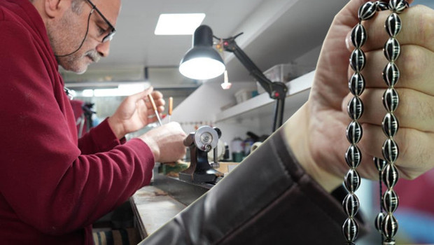 Brezilya'da yetişip Erzincan'a geliyor! Çektikçe rengi değişiyor: Piyasa değer 100 bin lira