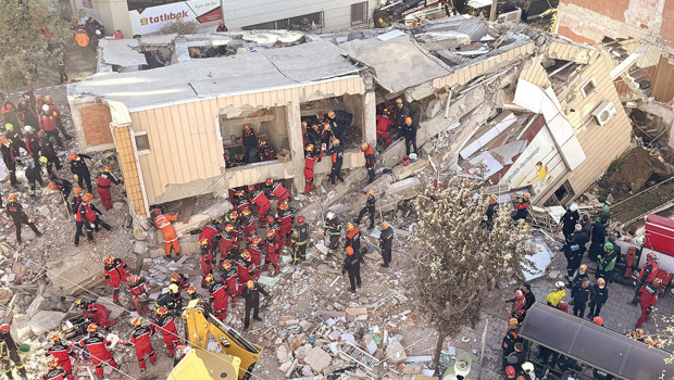 Facia sinyal mi vermişti