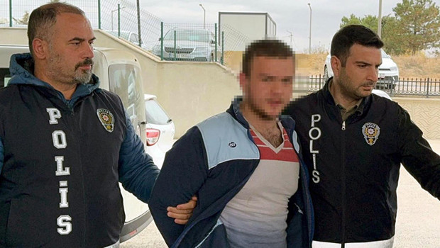 Tekirdağ'da anne ve babasını öldürüp 3 akrabasını yaralamıştı! Cezası belli oldu