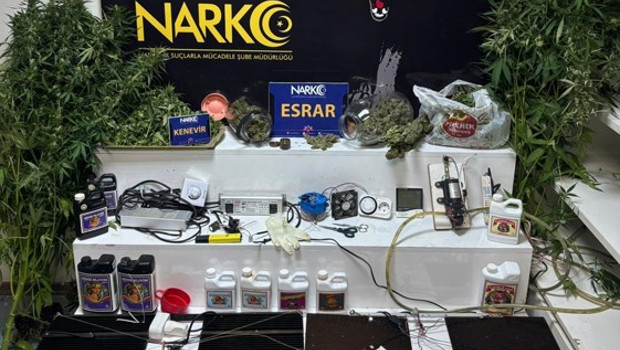 Adana'da uyuşturucu operasyonu: 12 şüpheli tutuklandı