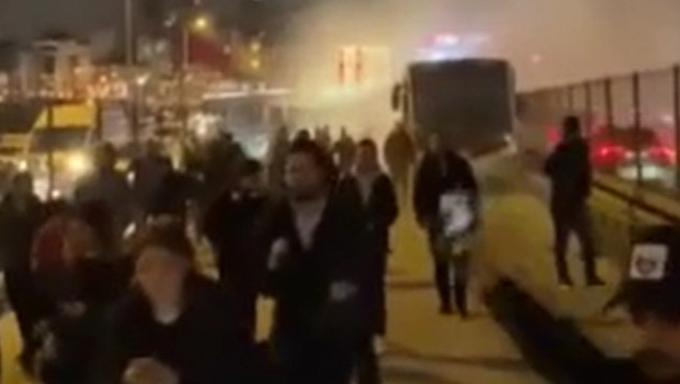 Avcılar'da arızalanan metrobüs yoğunluğa neden oldu