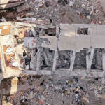 Gebze’de bina zeminden dolayı çökmüş