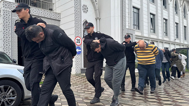 Kocaeli faciasında 6 kişi yaşamını yitirmişti! Gözaltına alınan 11 şüpheli adliyeye sevk edildi