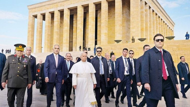 Papa Türkiye'de... Cumhurbaşkanı Erdoğan ve Papa 14. Leo’dan dünyaya barış mesajları