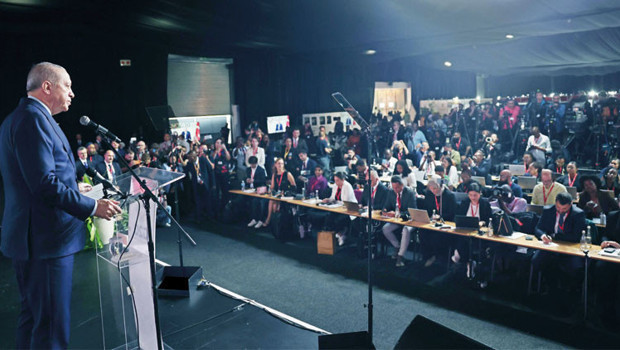 Türkiye’den Rusya-Ukrayna barışı için seferberlik