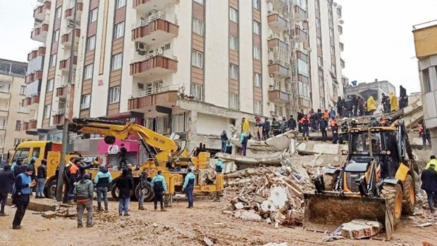 Firari müteahhit tutuklandı... Furkan Apartmanı 51 kişiye mezar olmuştu