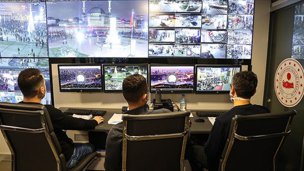 İçişleri Bakanı Ali Yerlikaya yurt genelindeki yılbaşı tedbirlerini duyurdu