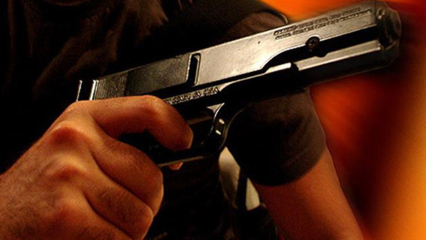 Kahvehanede başlayan silahlı kavga sokakta kanlı bitti: 2 kişi öldü, 1 kişi yaralandı