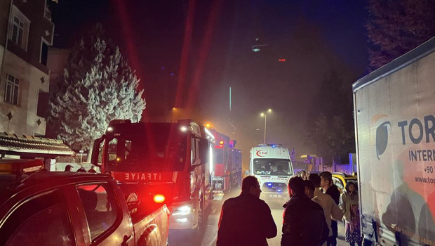 Taşındığı evdeki ilk günde çıkan yangında ağır yaralandı