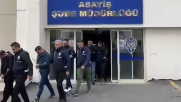 Yüksek kar vaadiyle dolandırdılar: Hesaplarda 8 milyar lira hareket