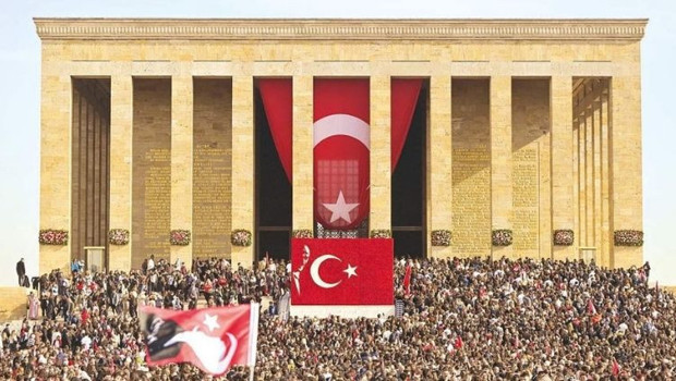 2025’te 8.242.170 ziyaretçi… Geçen yıl da Ata’ya koştuk