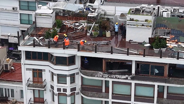 Bebek Otel'in kaçak eklentileri yıkıldı