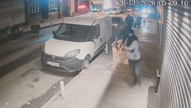 Kağıthane'de kalaşnikoflu saldırı! 18 yaşındaki saldırgan: 'İşi dayı lakaplı kişiden 600 bin lira karşılığında aldım'