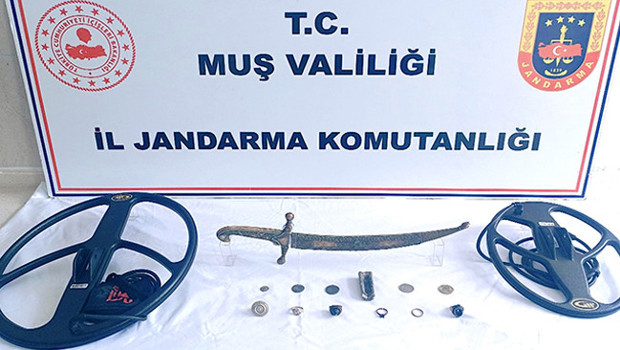 Osmanlı dönemine ait olduğu değerlendirilen tarihi eserler ele geçirildi