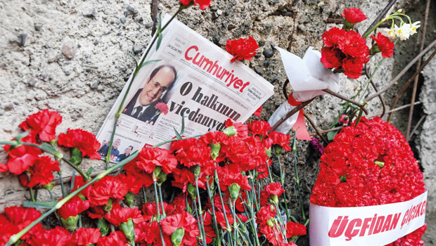 Uğur Mumcu’suz 33 yıl unutmayacağız