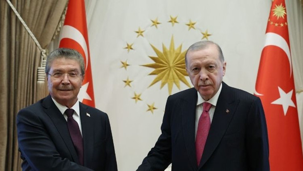 Cumhurbaşkanı Erdoğan, KKTC Başbakanı Üstel'i kabul etti