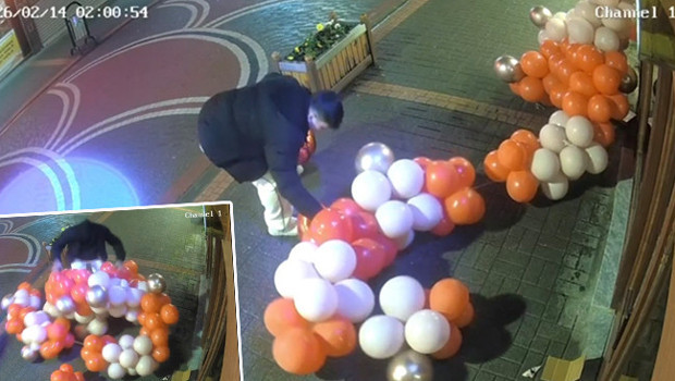 Sevgililer Günü için asılan balonları patlattı: İşte o anlar