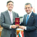 Bir Pedro Sanchez olamıyoruz