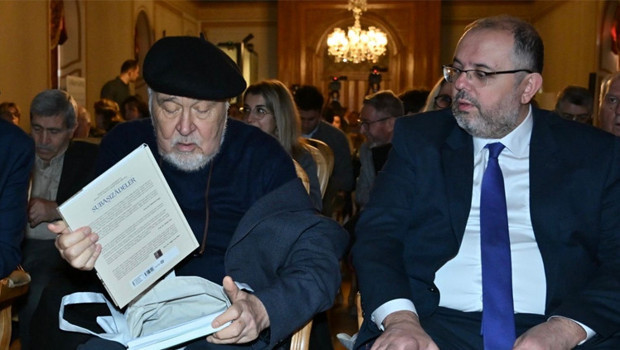 Erhan Afyoncu'dan çarpıcı İlber Ortaylı yazısı: 'Tarihe not düşmek için' yazıyorum deyip paylaştı