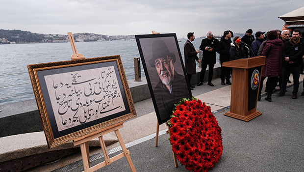 İlber Ortaylı'nın Yunan akademisyene verdiği cevap böyle anlatıldı: 'Bak şimdi, ben burada ne yapacağım?'