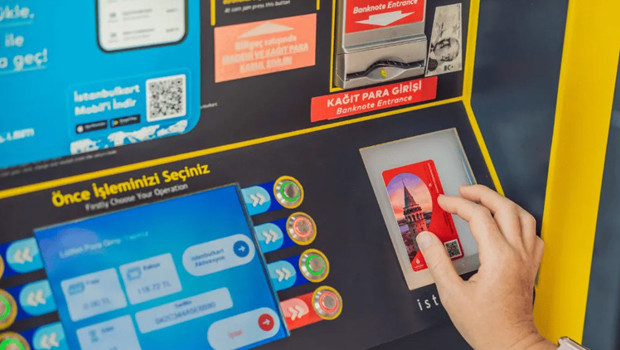 İstanbul'da akılalmaz ulaşım kartı tuzağı: El çabukluğu ile amacına ulaşıyordu